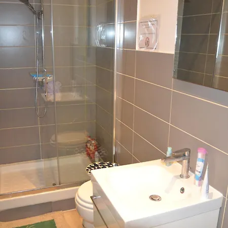 Bright Guest By Place De La Bastille Marais * Париж