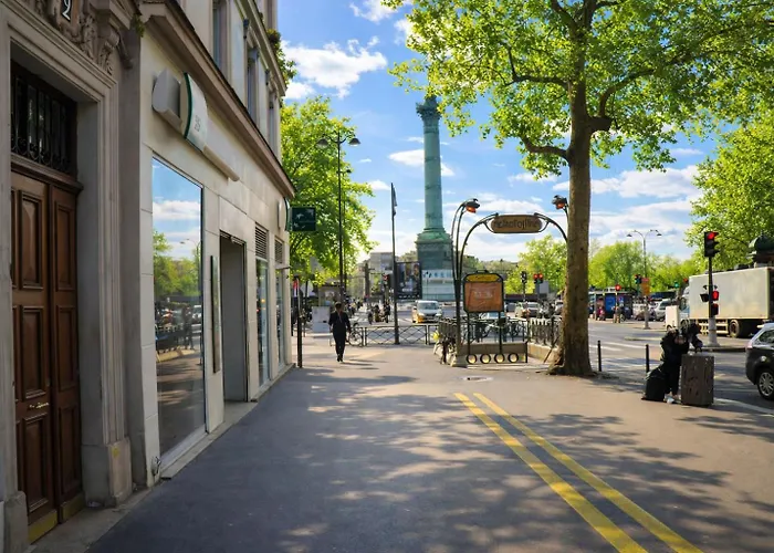 Bright Guest By Place De La Bastille Marais Париж